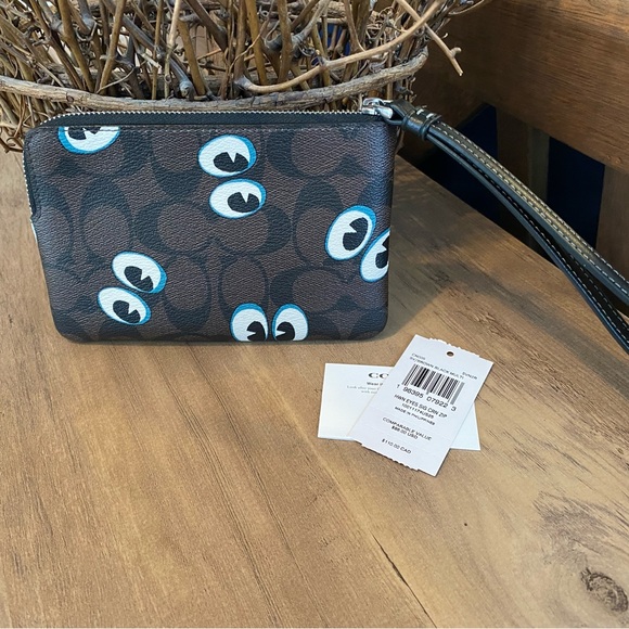 New Coach Corner Zip Wristlet - Halloween Eyes - Picture 3 of 5